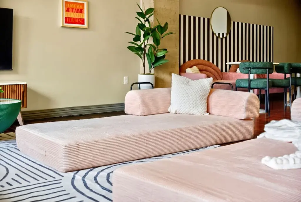 048d4698 8257 4d tK Nx