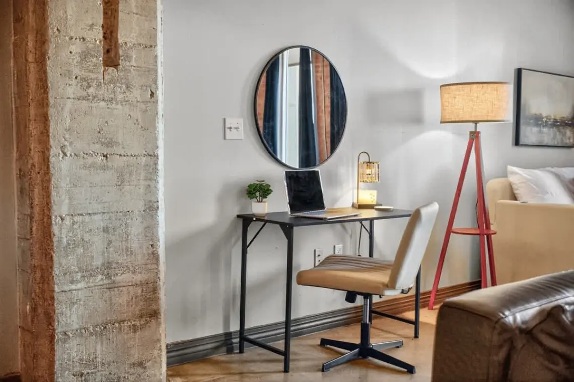 1a3732d6 e559 4d yYMi