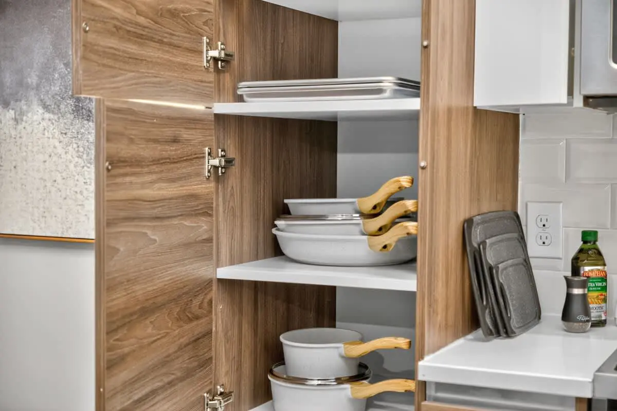 5b174d2f d718 4b i2lQ4