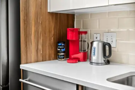 5cdfcd5a a0e7 43 a2UcO