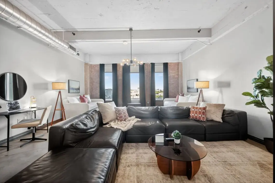 5d4c5546 d188 4e w1pu9