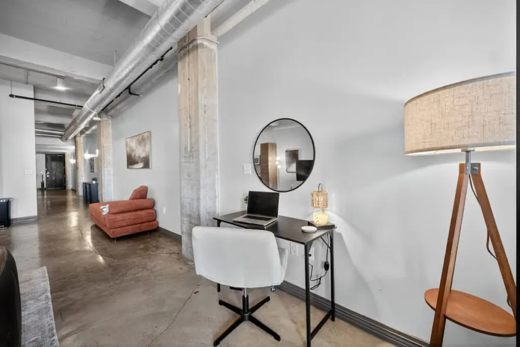 664766f9 90dc 4f Ah5SS