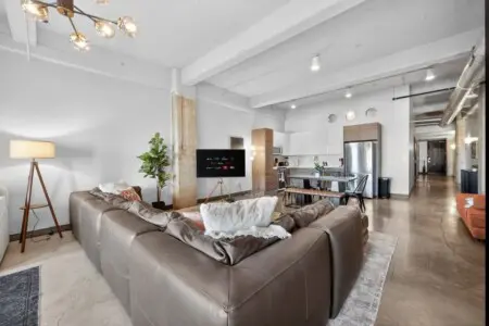 6b093609 cf6b 4d Fg2E3