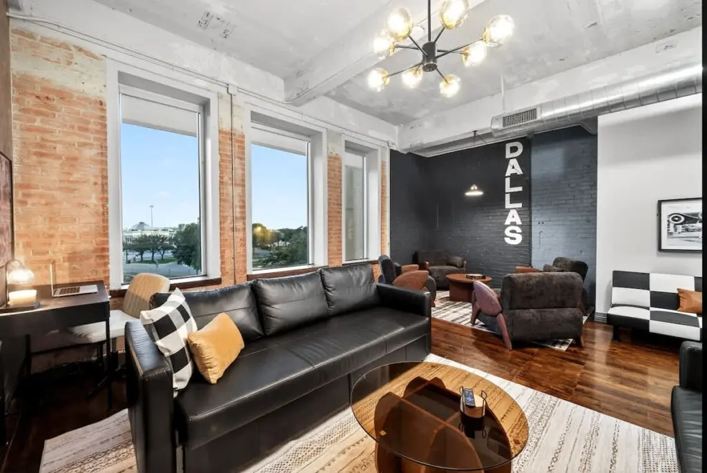 6b575fac 4981 4a l3wXg