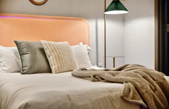 7ed9401d 44f5 4e v0lbp