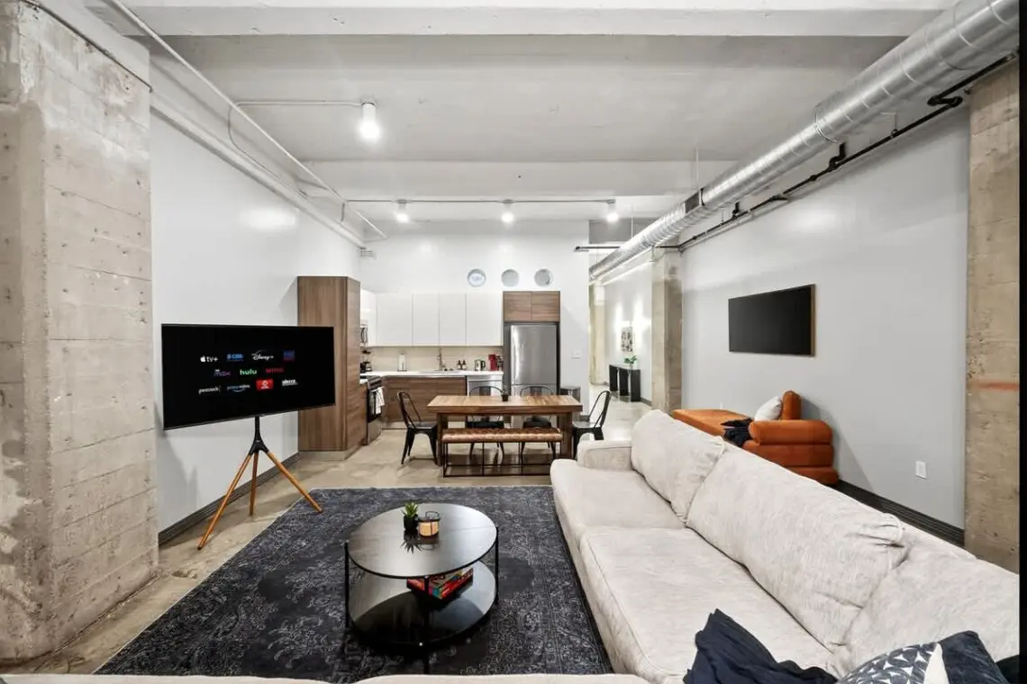 7ede90c6 69e7 48 ymoEz