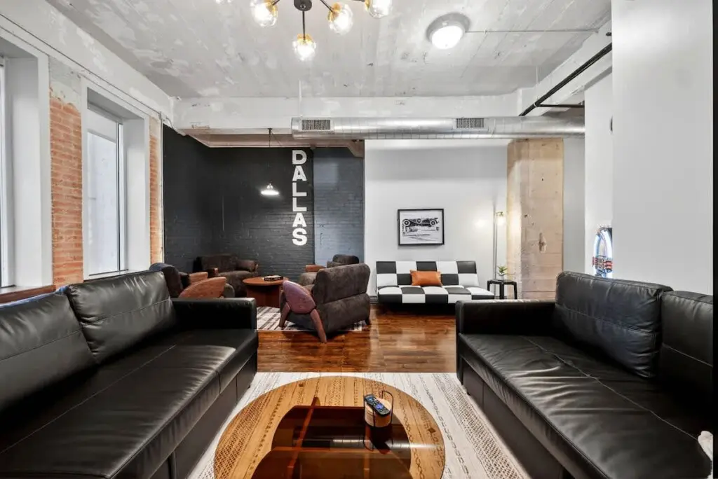 9d290c21 46d7 48 y0ey3