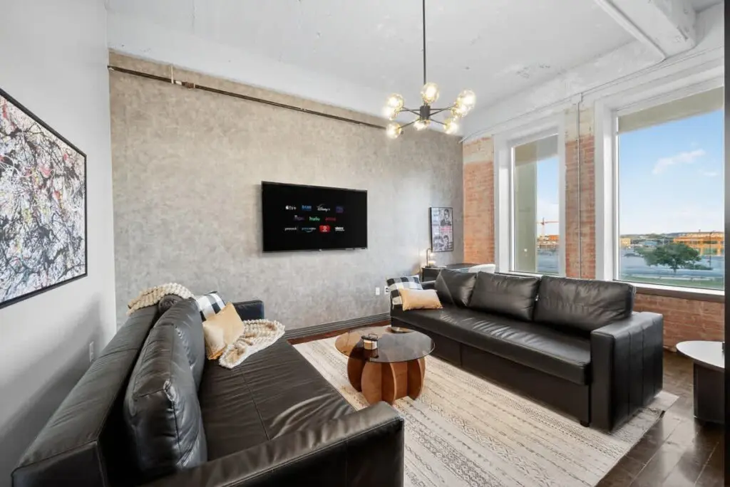 9fc81889 a162 4a gATth