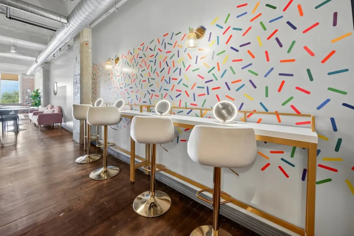 aa2b9fe7 eb54 45 q1M3