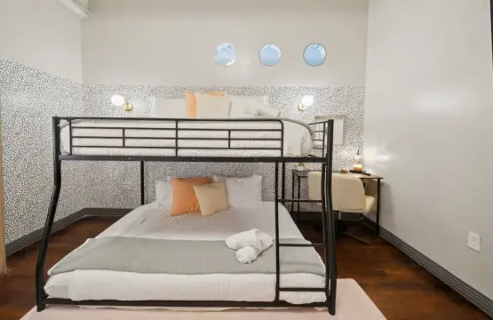 bc973f72 7176 42 LP3Y