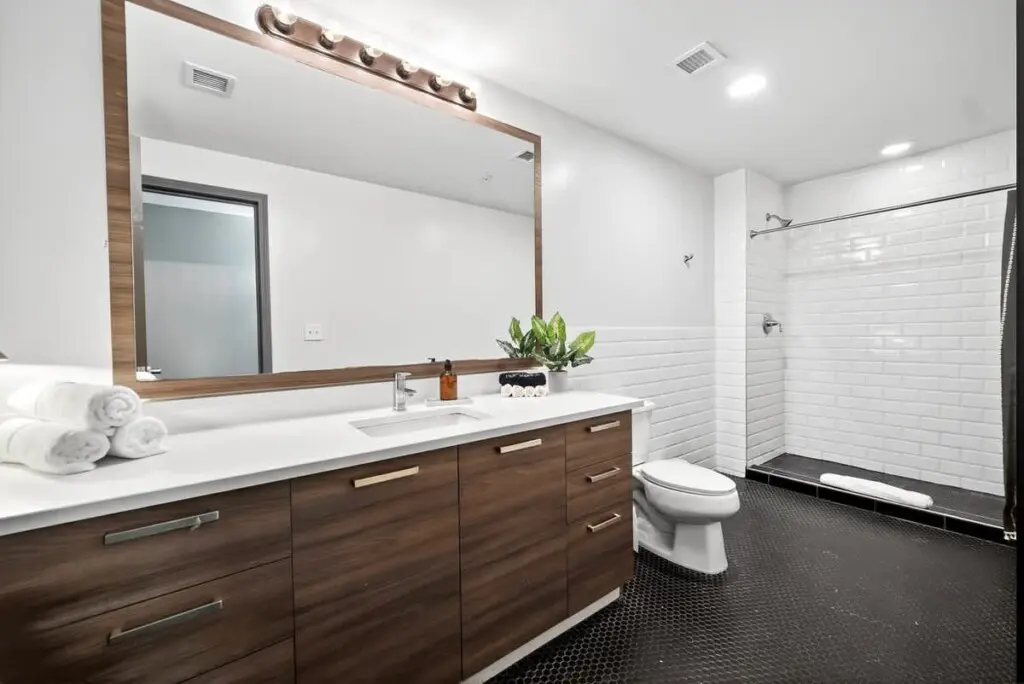 bcddc803 470a 42 aknsY