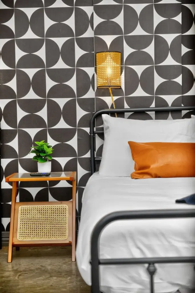 c4e1c295 4ee1 4c taQSM