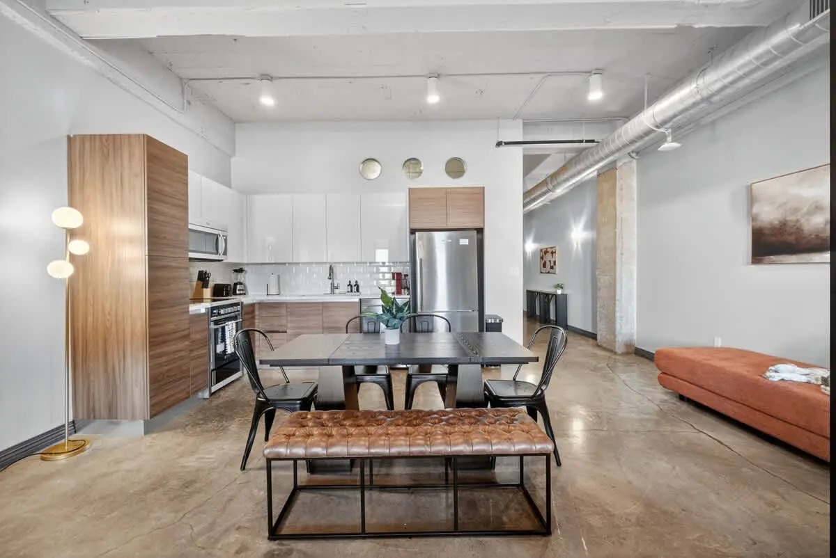 dad74f89 bf7a 49 QQYYS