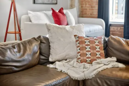 e42e38f1 7262 46 6OaGS