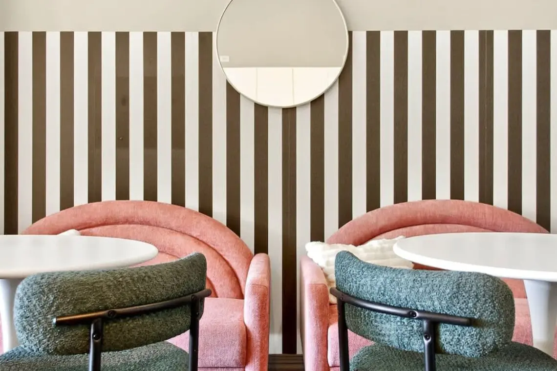 f445e870 44b6 42 tEo54