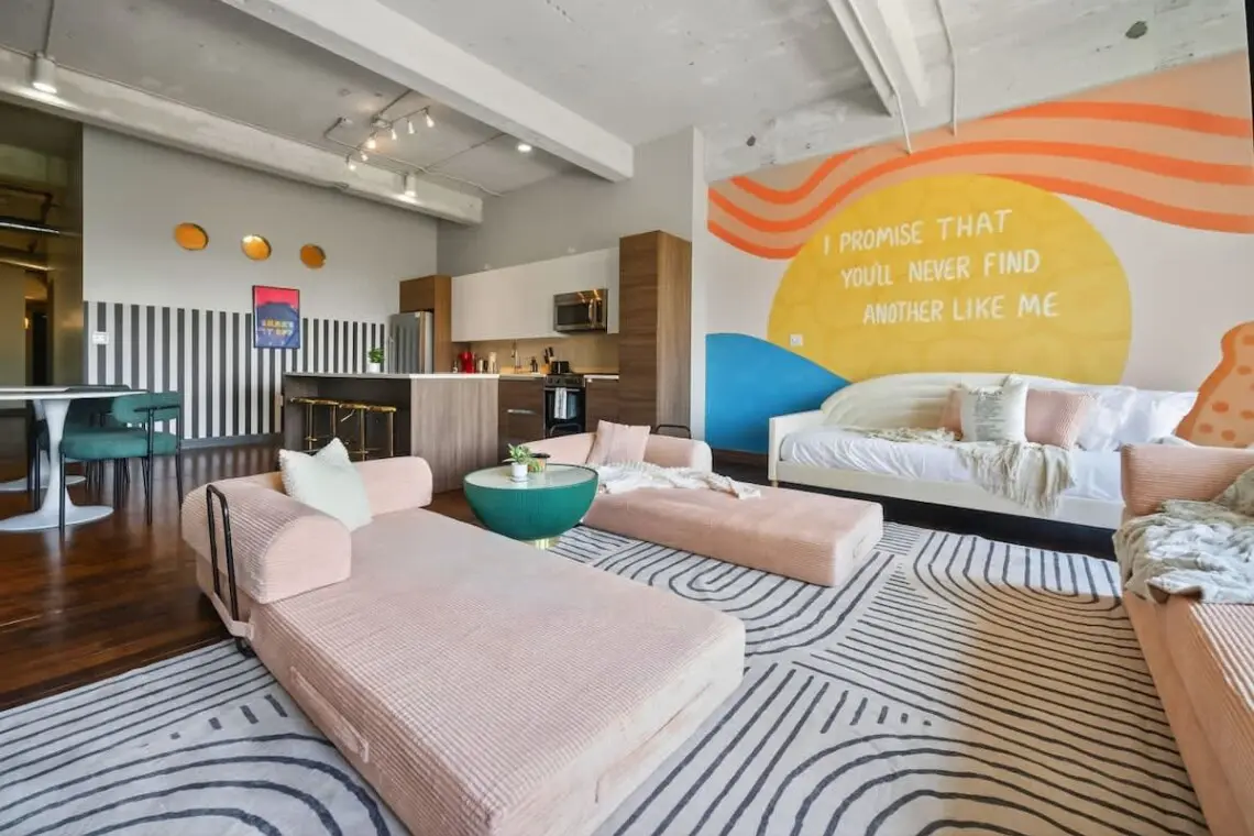 f832ac39 0821 4a N2hDn