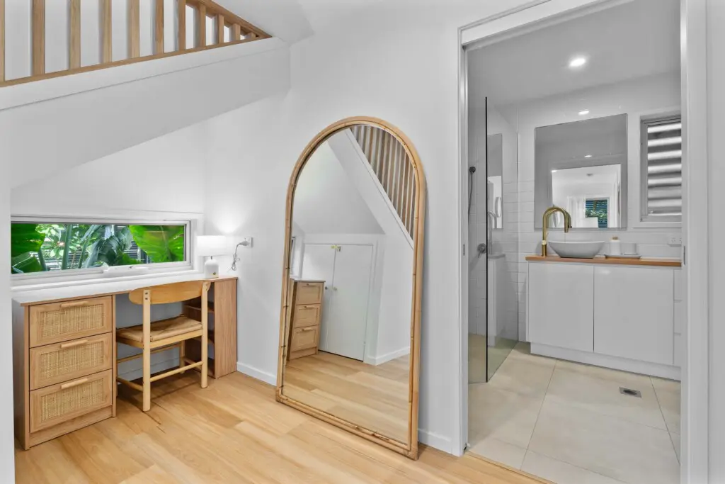 uayefpdjy3ycr90d99lb