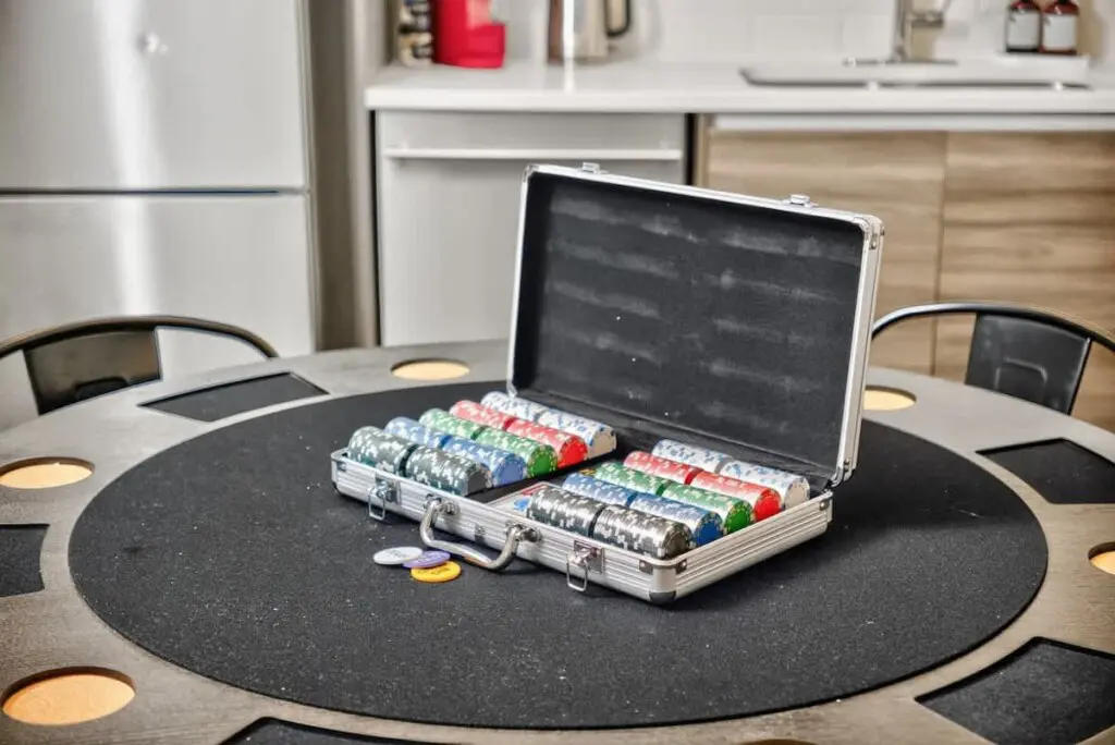 095514a0 9d18 42 GyBxK