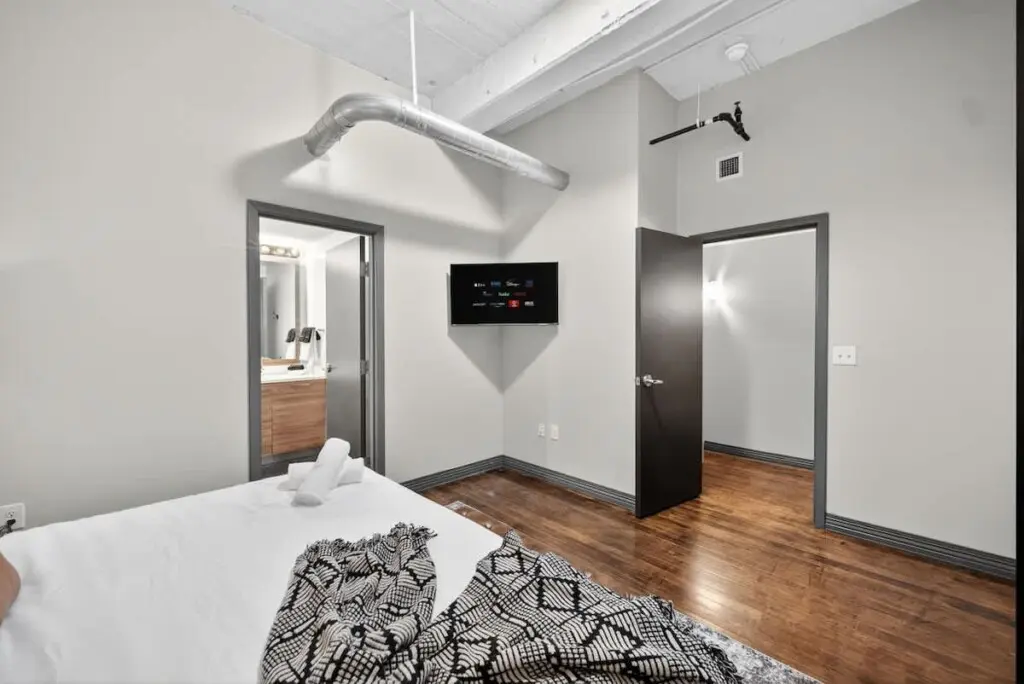 1185d77c e8d8 40 6oE5F