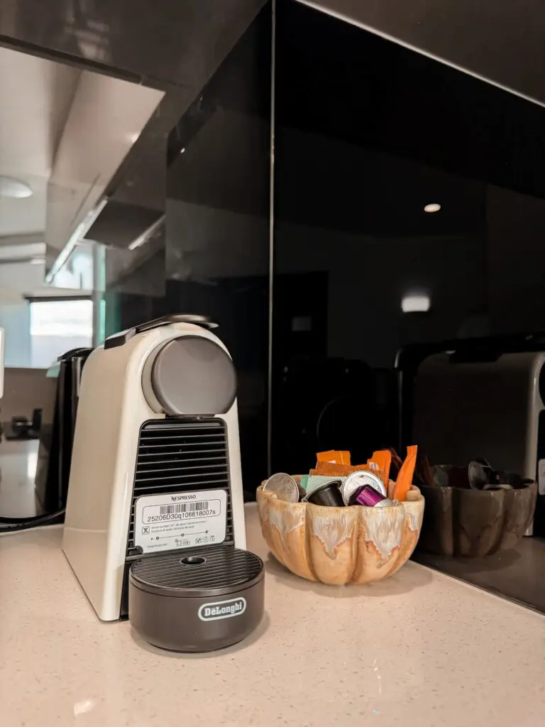 1a3c02aa 23b4 4f ma95w