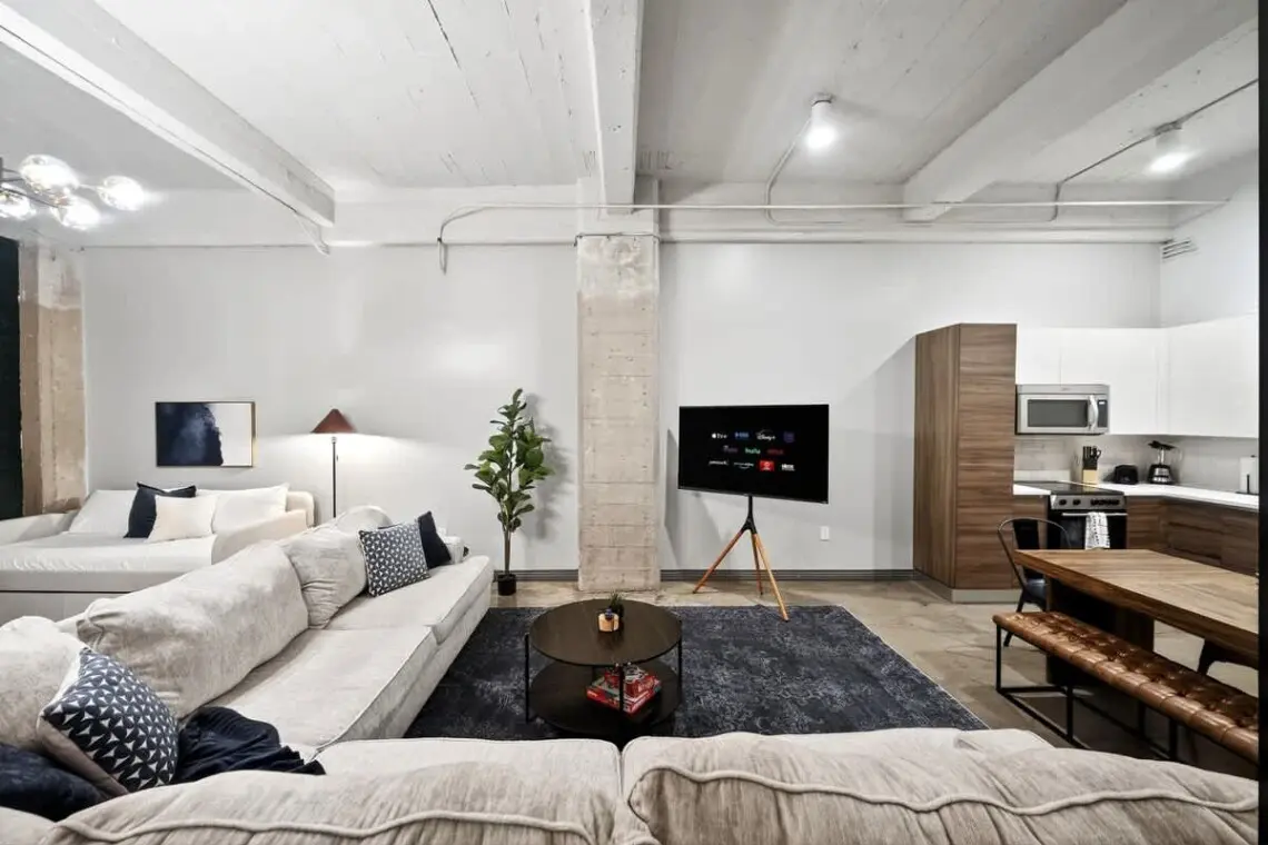 1ae75fe8 619f 45 iKJce