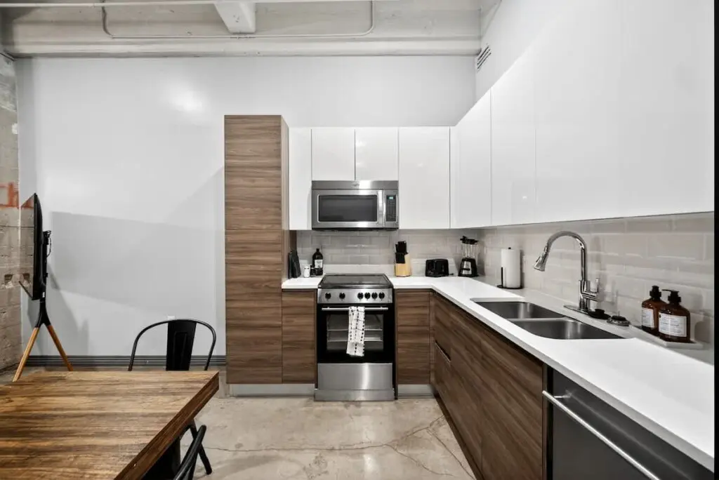 6c883ad3 59cb 42 Vp0ge