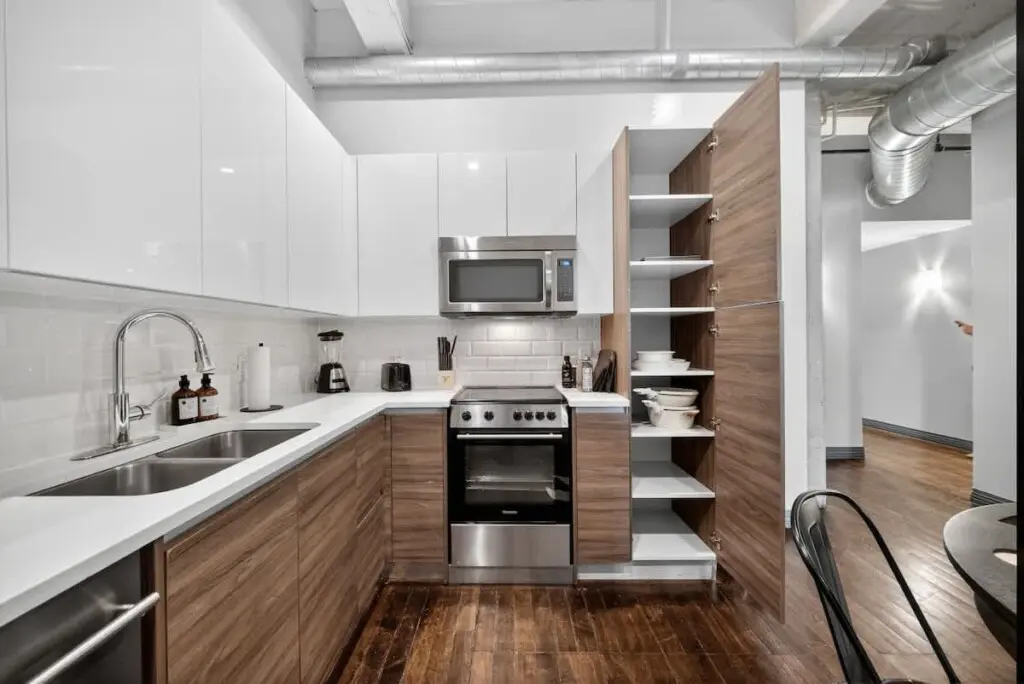 792d6e54 ec35 4b ddKL0