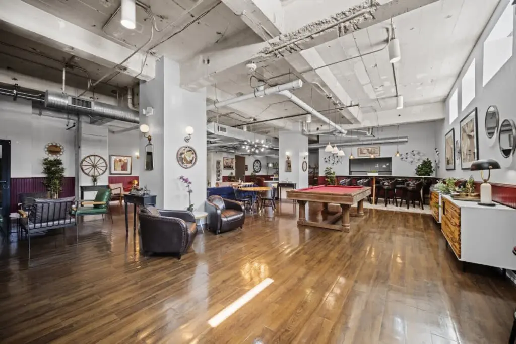 91361a64 06ea 48 NlD5V