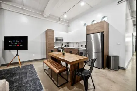 b4304e83 9a0d 44 sht1P