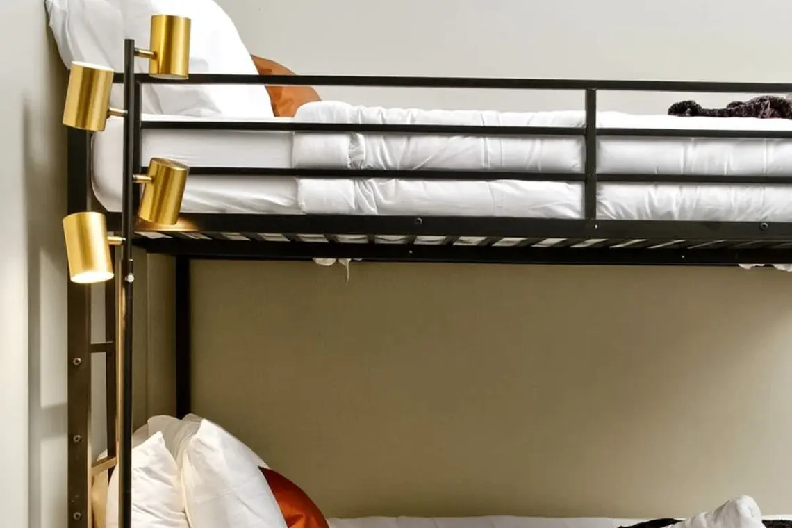 eed8ffb0 01eb 49 nwOci