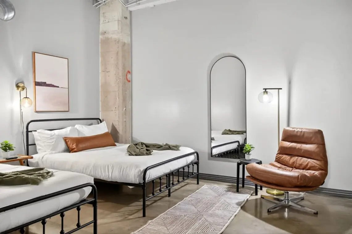 ef8f0fe7 668a 4f AEeos